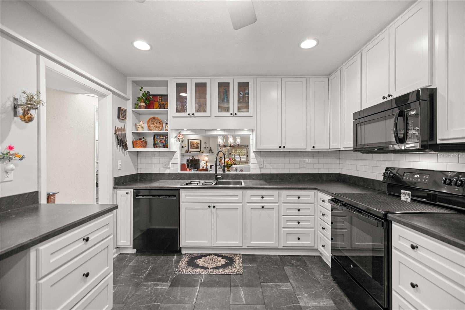 1598 NW 19TH CIRCLE