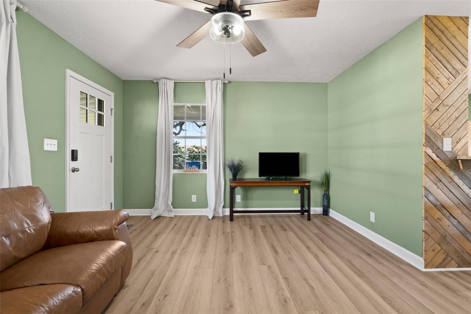 COLLEGE HEIGHTS - Residential