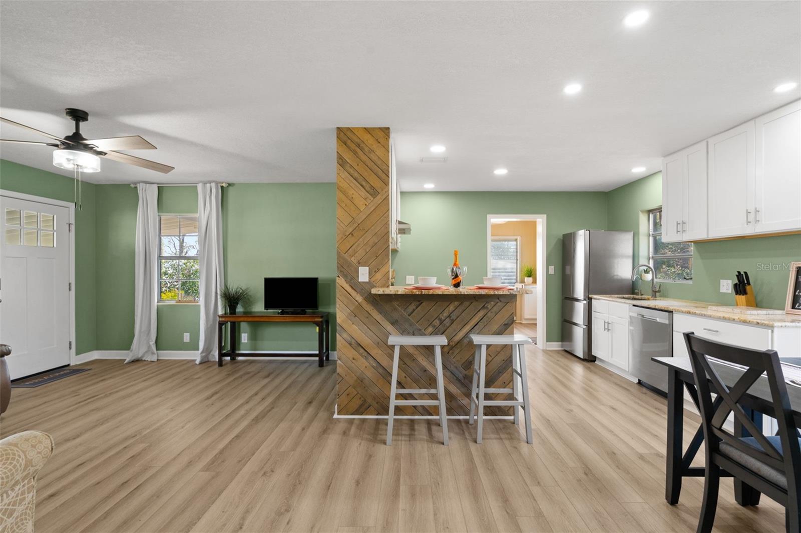 COLLEGE HEIGHTS - Residential