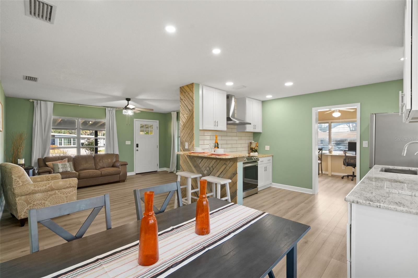 COLLEGE HEIGHTS - Residential