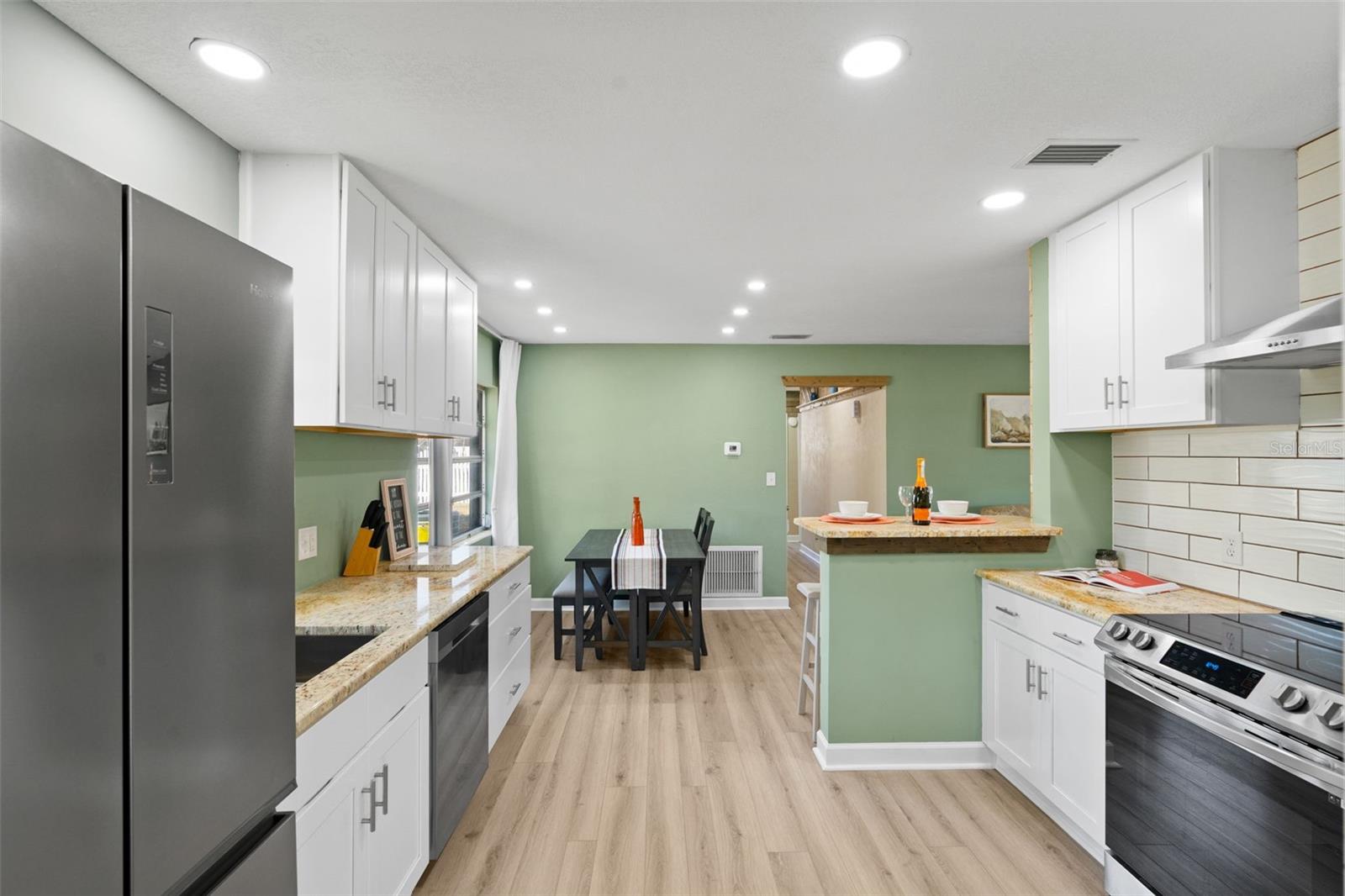 COLLEGE HEIGHTS - Residential