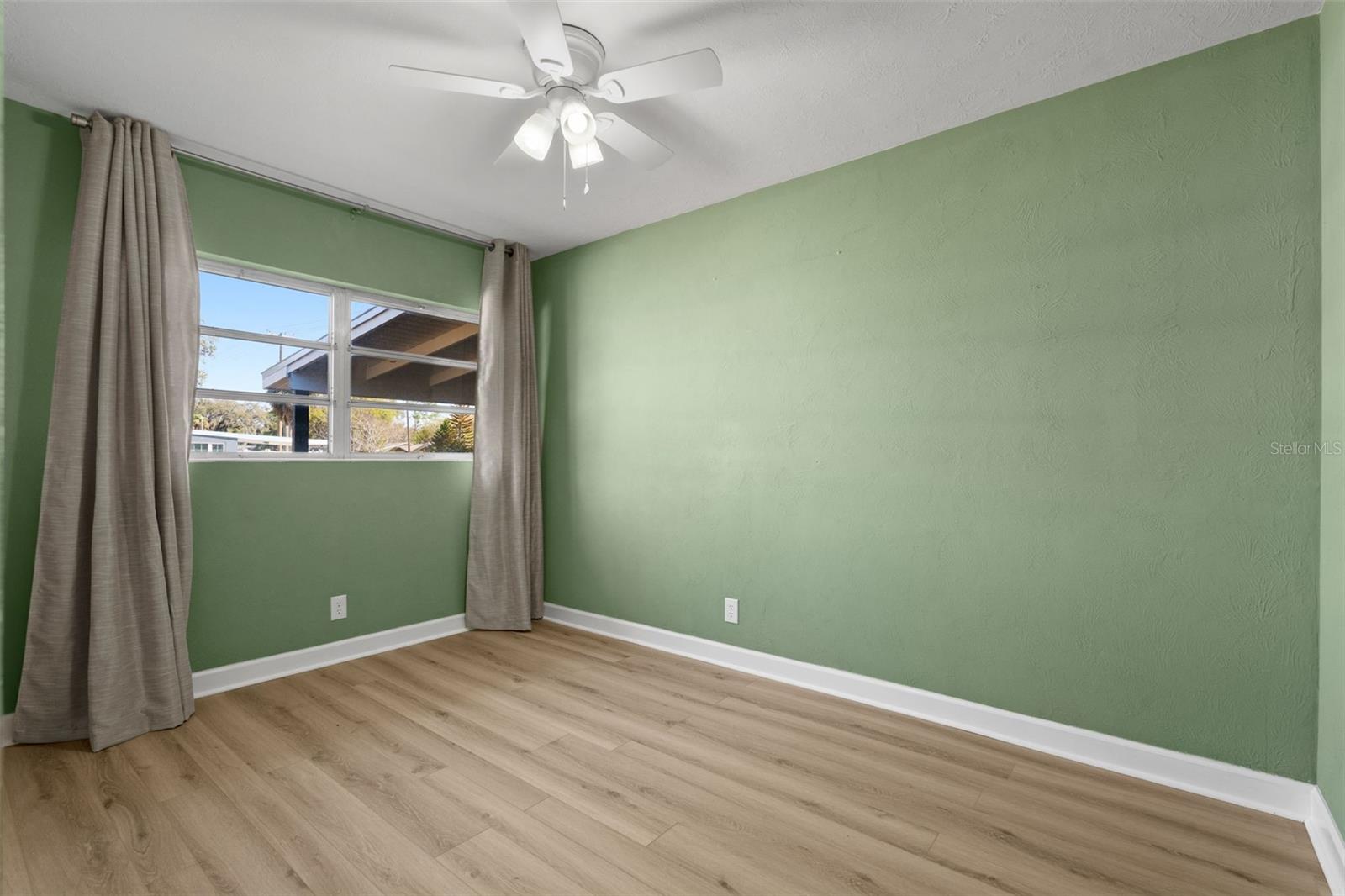 COLLEGE HEIGHTS - Residential