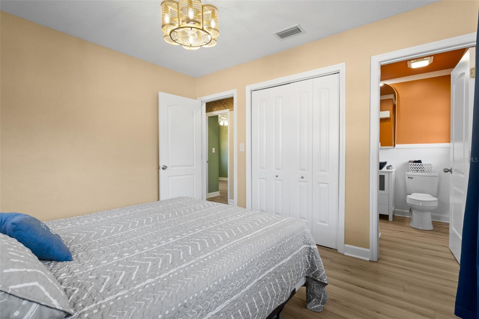 COLLEGE HEIGHTS - Residential