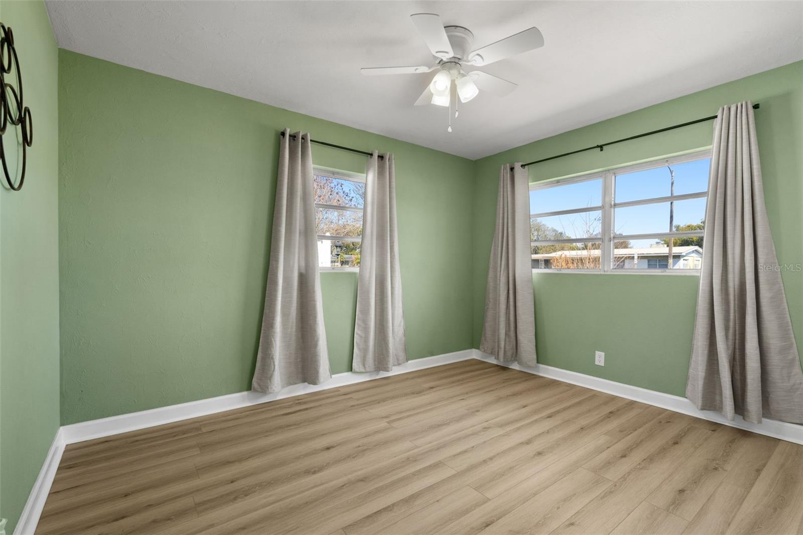 COLLEGE HEIGHTS - Residential