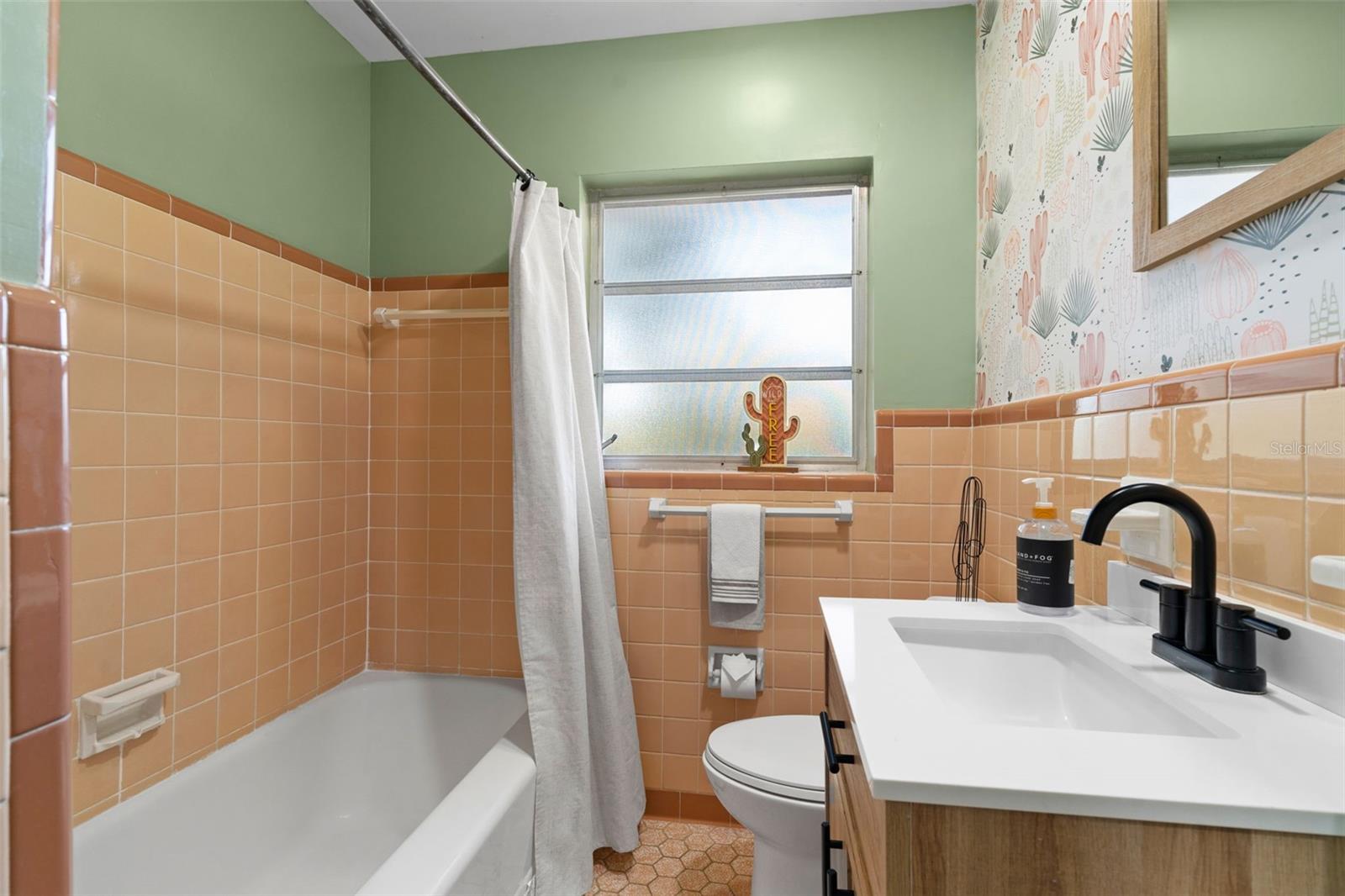 COLLEGE HEIGHTS - Residential