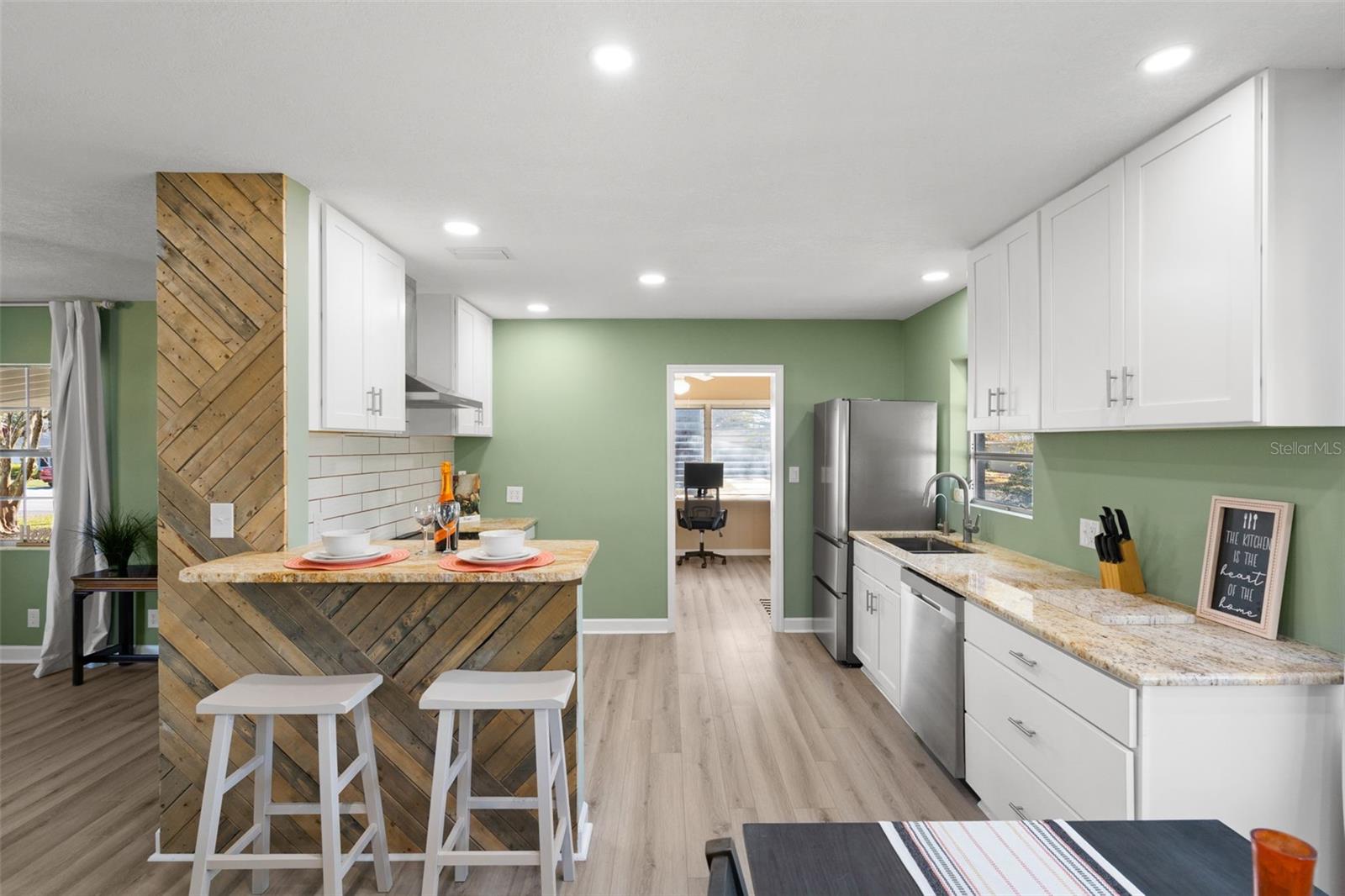 COLLEGE HEIGHTS - Residential