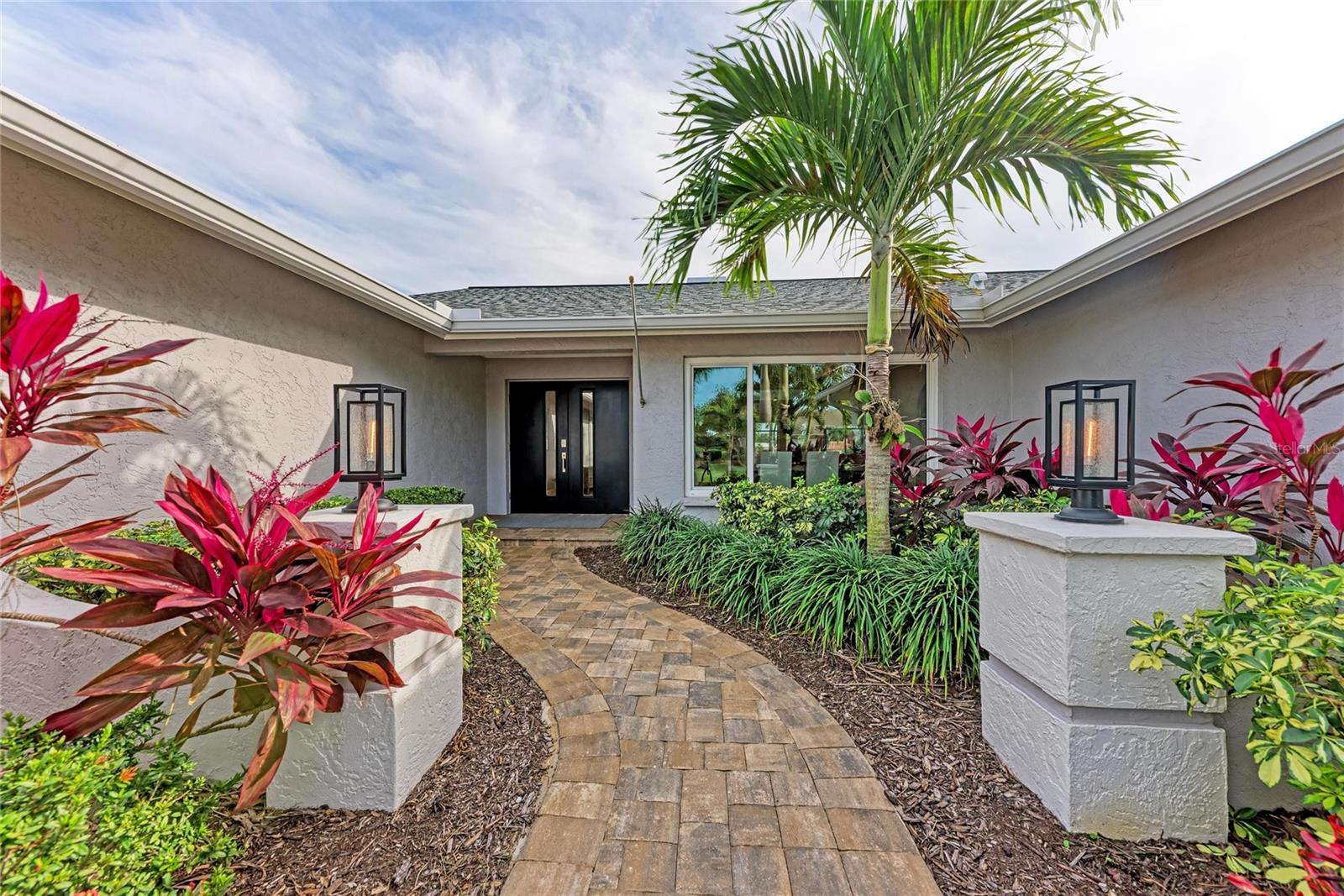 COUNTRY CLUB OF SARASOTA THE - Residential