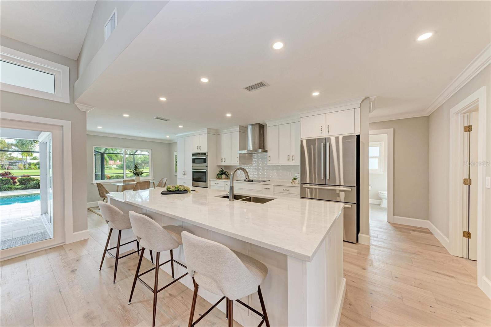 COUNTRY CLUB OF SARASOTA THE - Residential