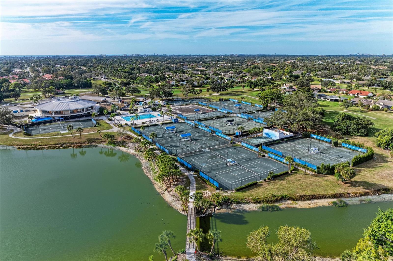 COUNTRY CLUB OF SARASOTA THE - Residential