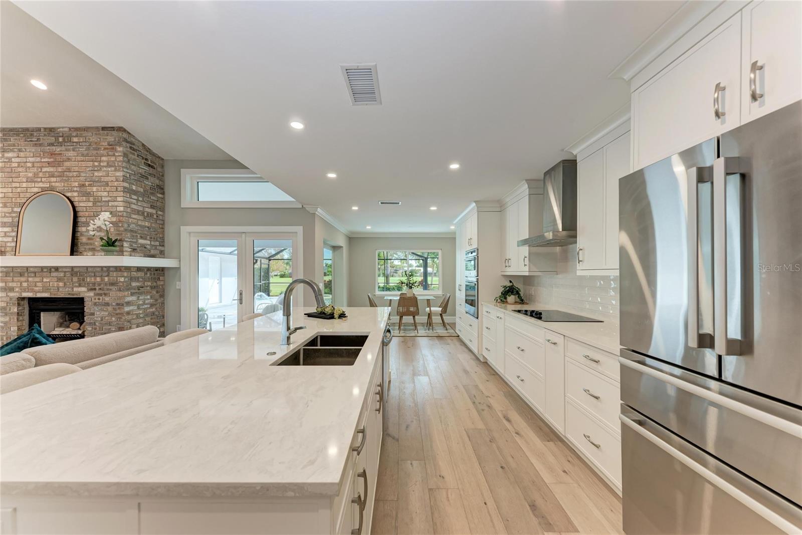 COUNTRY CLUB OF SARASOTA THE - Residential