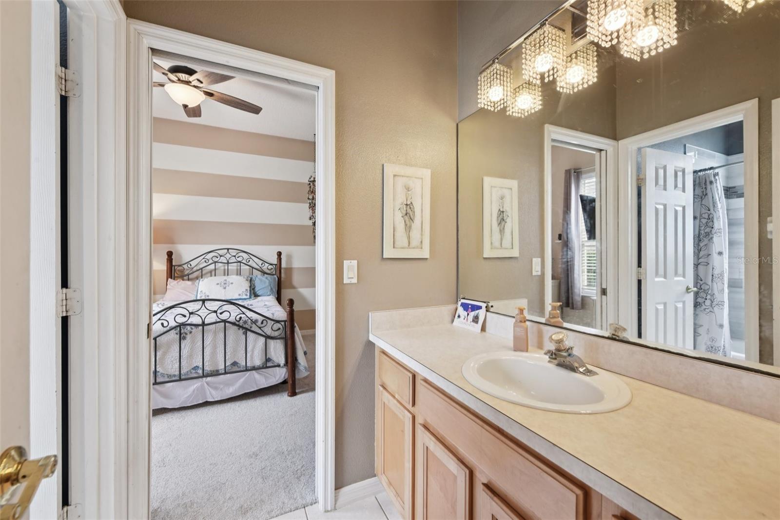 WINDING HOLLOW UNIT 4 - Residential