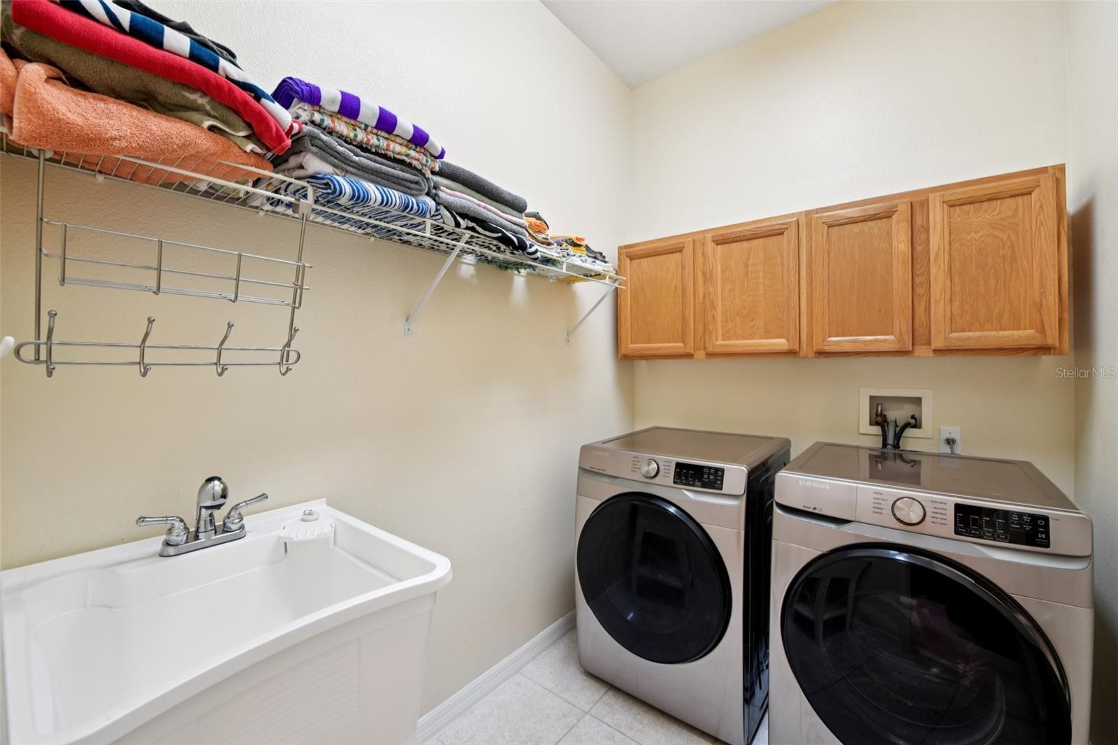 WINDING HOLLOW UNIT 4 - Residential