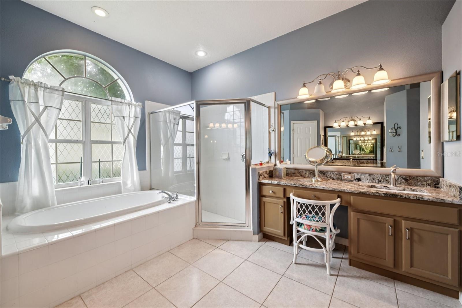 WINDING HOLLOW UNIT 4 - Residential