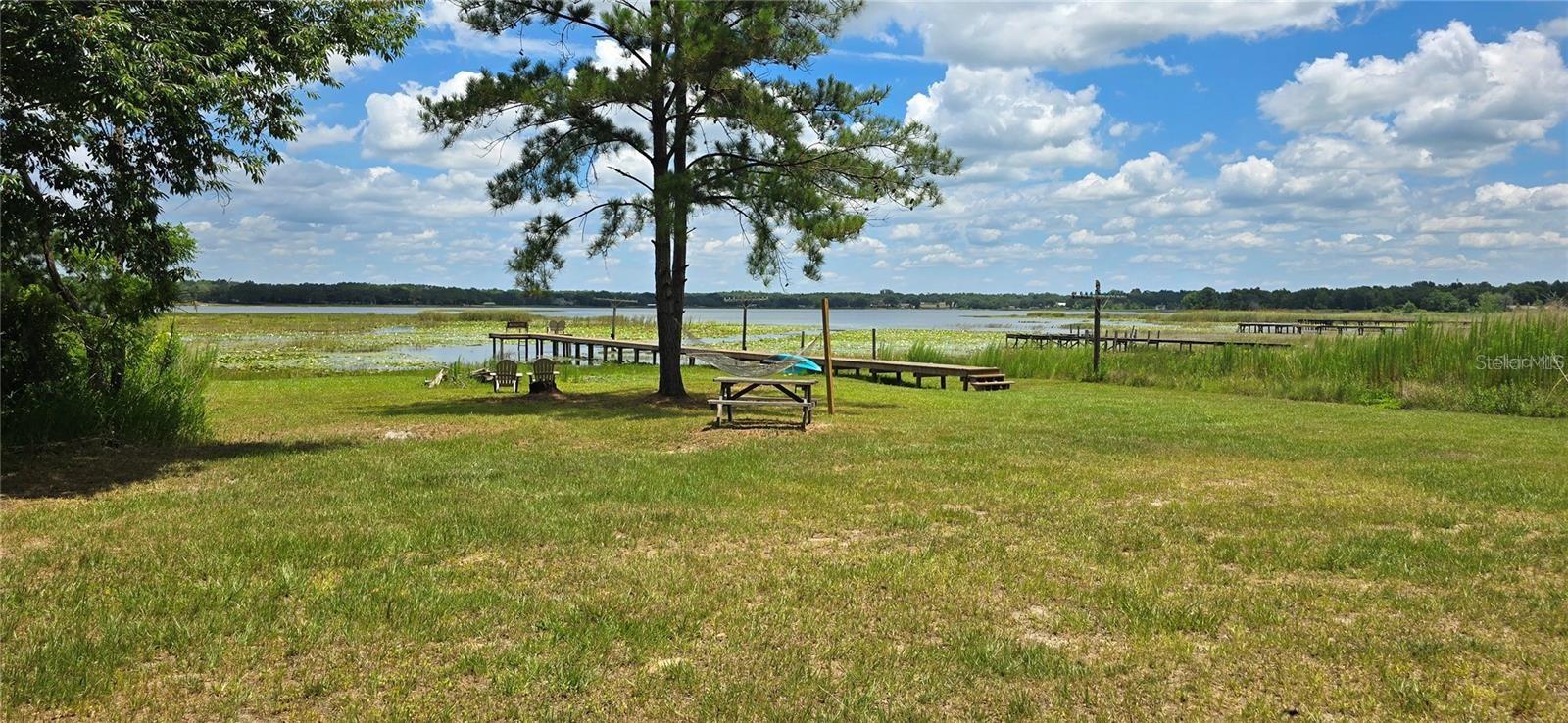 SMITH LAKE VILLAGE - Residential