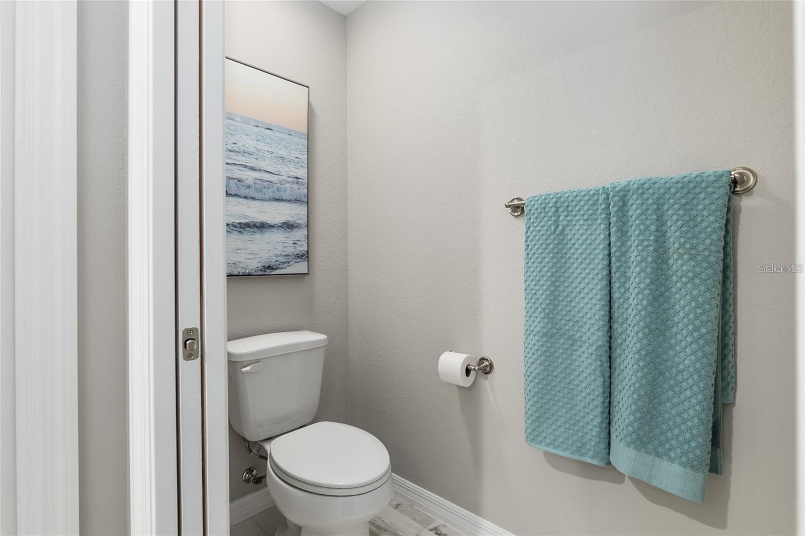 SMITH LAKE VILLAGE - Residential