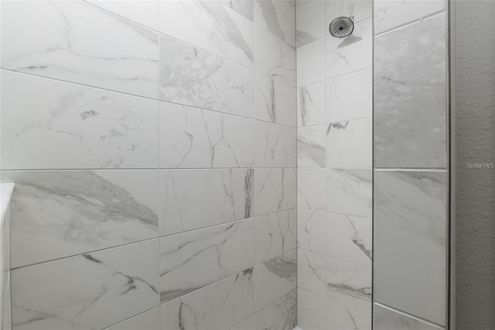 SMITH LAKE VILLAGE - Residential