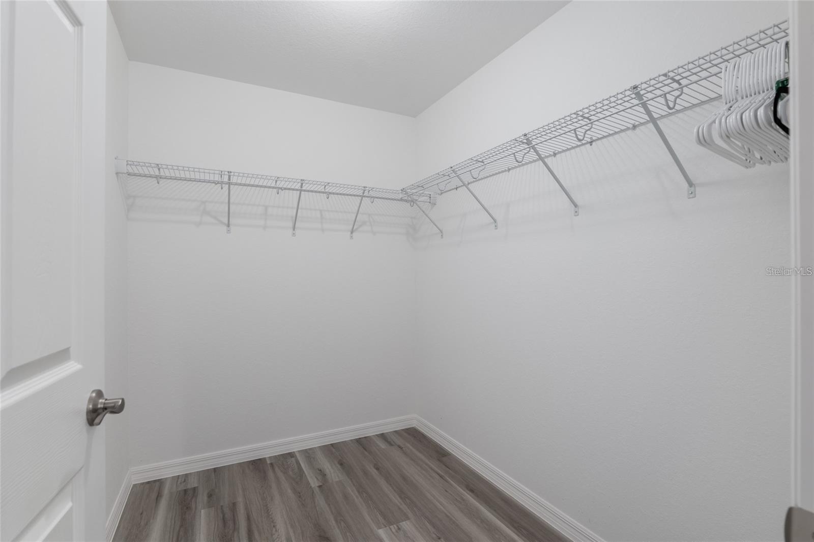 SMITH LAKE VILLAGE - Residential