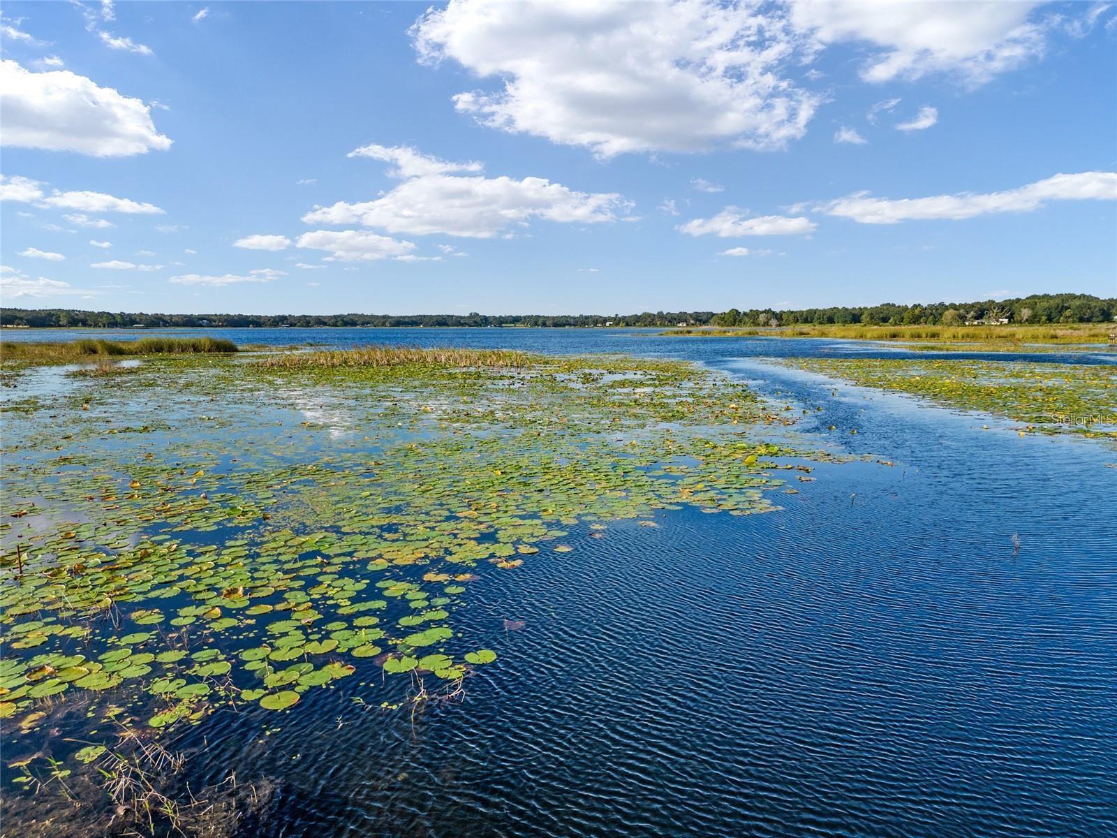SMITH LAKE VILLAGE - Residential