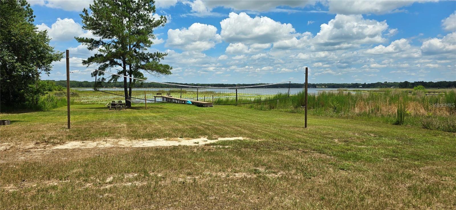 SMITH LAKE VILLAGE - Residential