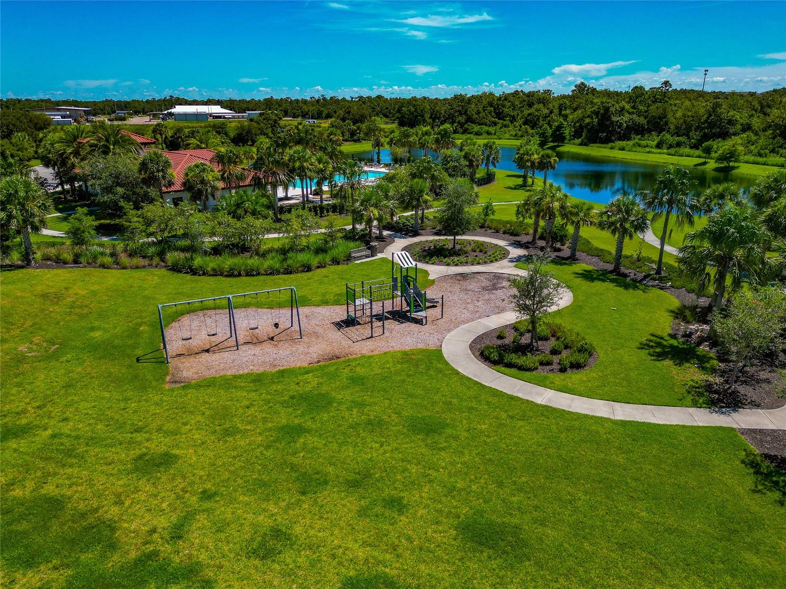 SAVANNA AT LAKEWOOD RANCH PH III 3ABD - Residential
