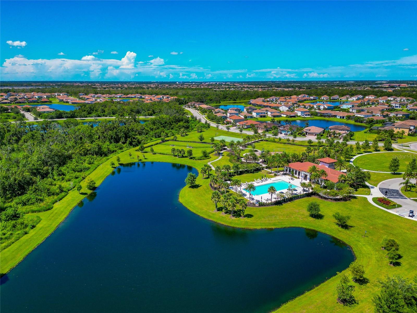 SAVANNA AT LAKEWOOD RANCH PH III 3ABD - Residential