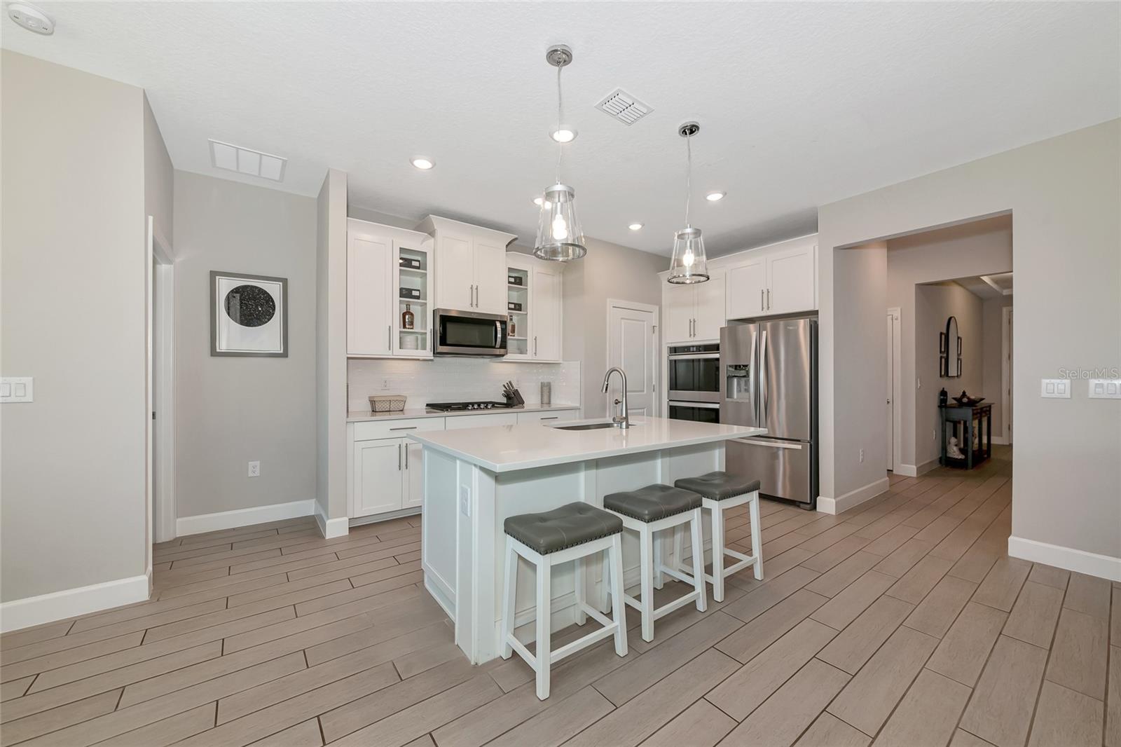 SAVANNA AT LAKEWOOD RANCH PH III 3ABD - Residential