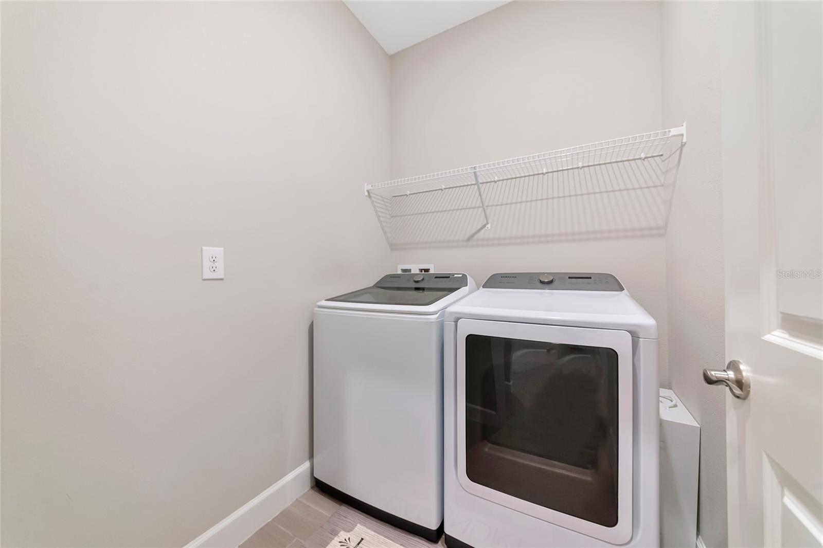 SAVANNA AT LAKEWOOD RANCH PH III 3ABD - Residential