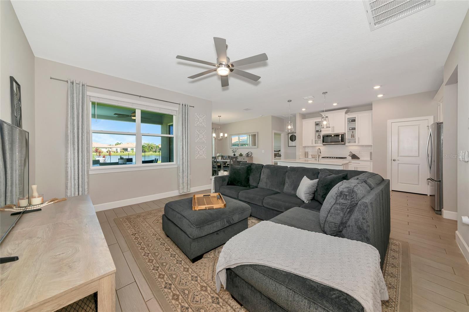 SAVANNA AT LAKEWOOD RANCH PH III 3ABD - Residential