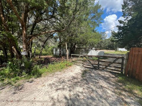 A home in HOMOSASSA