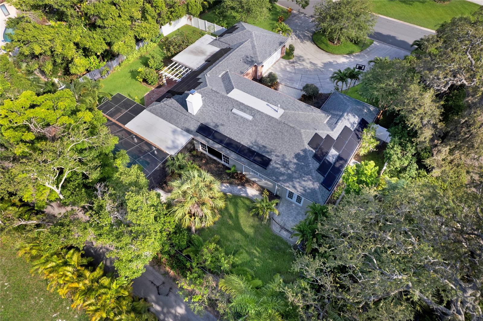 302 EASTLEIGH DRIVE