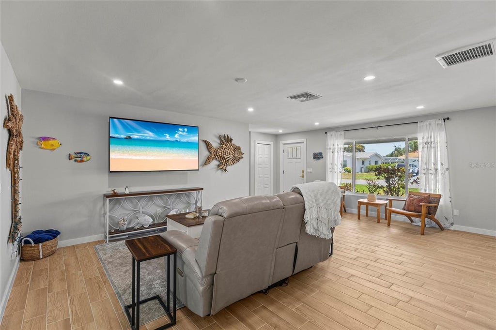 Photo of 7307 14th Avenue W, Bradenton, FL 34209 (MLS # A4700499)