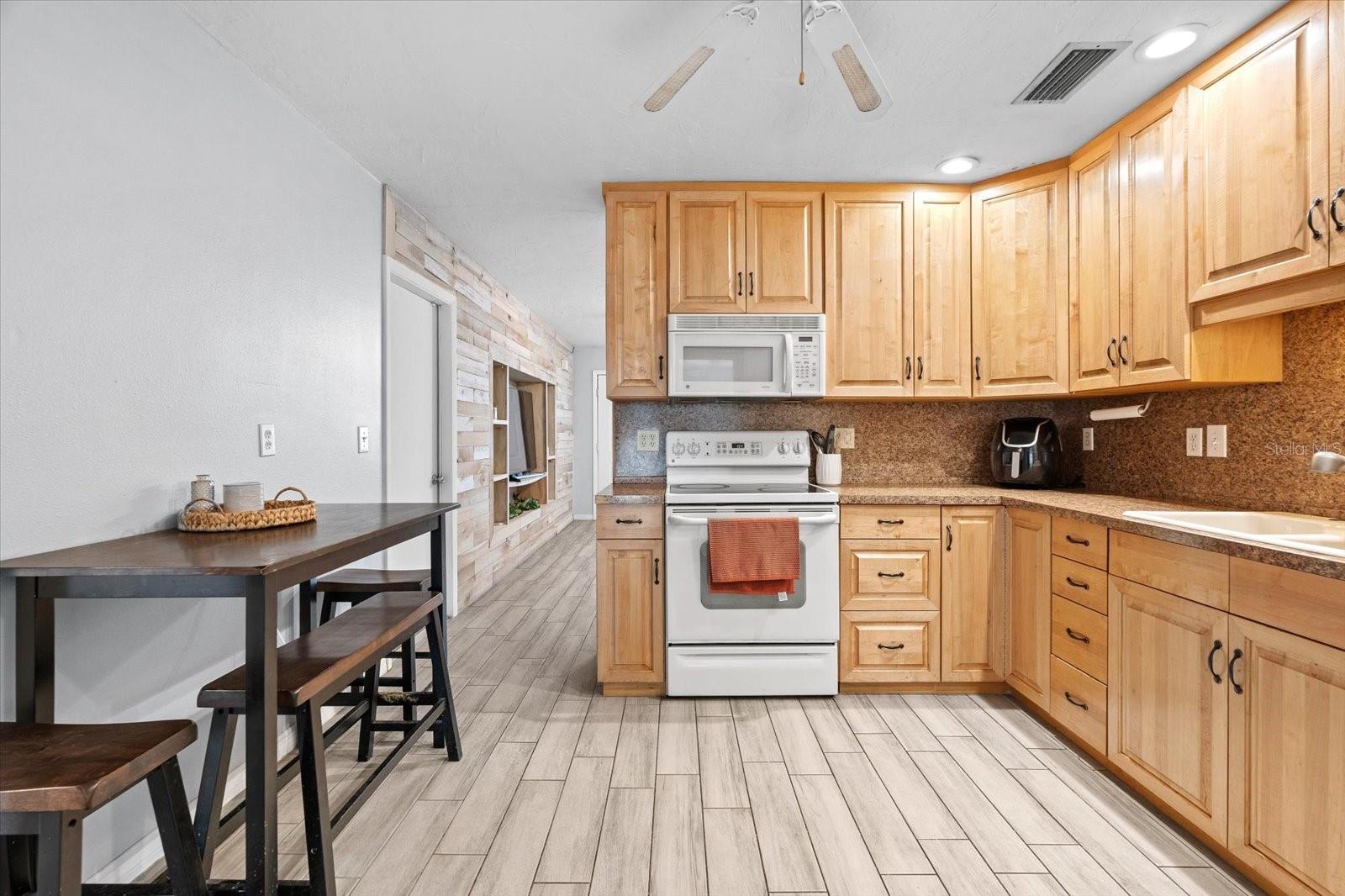 PALMETTO POINT - Residential