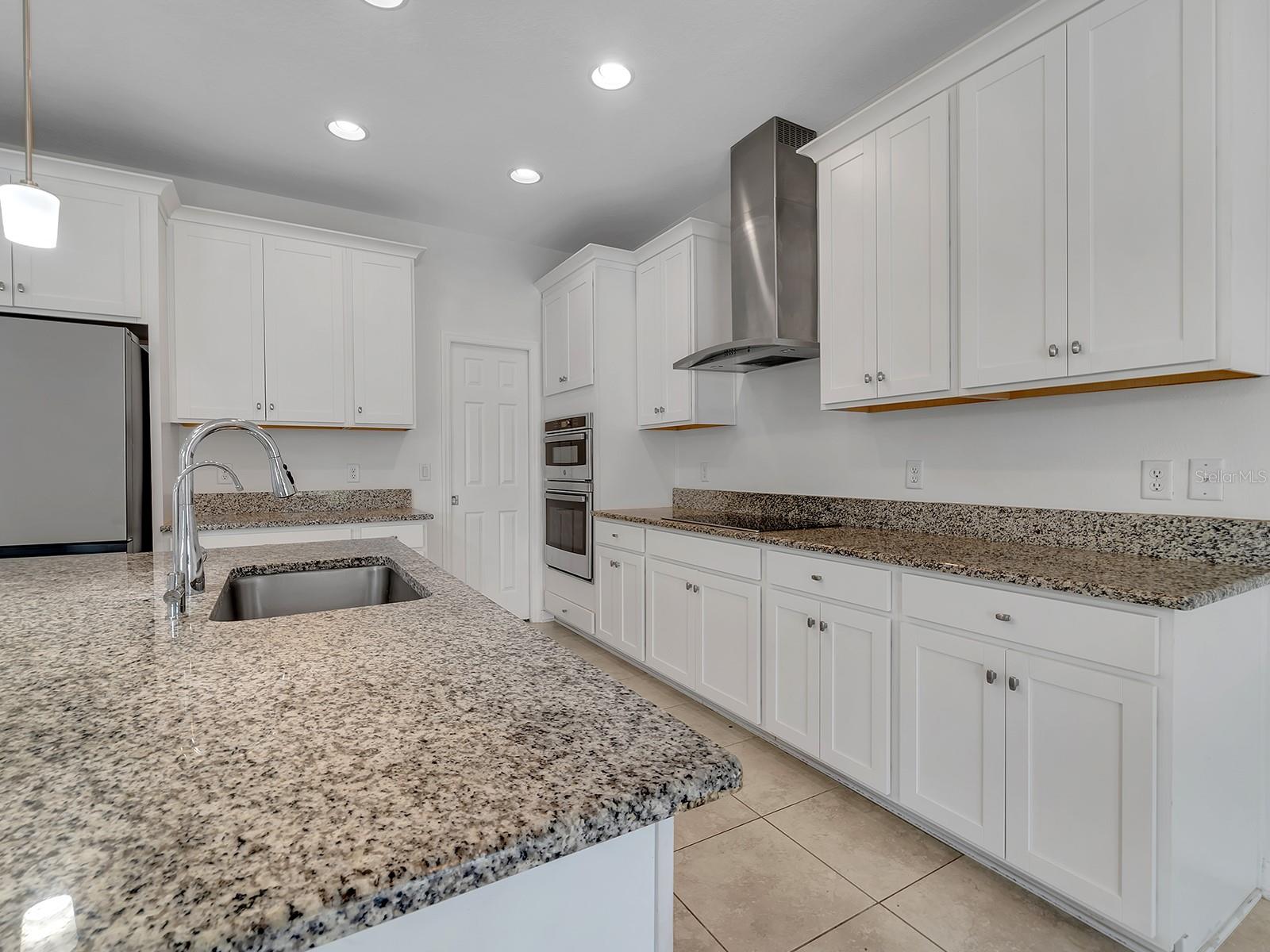 EPPERSON RANCH SOUTH PH 3B & 3 - Residential Lease