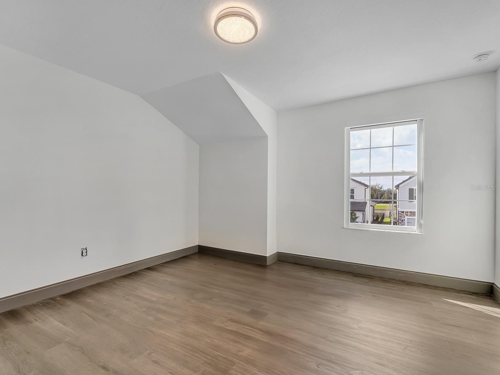 EPPERSON RANCH SOUTH PH 3B & 3 - Residential Lease