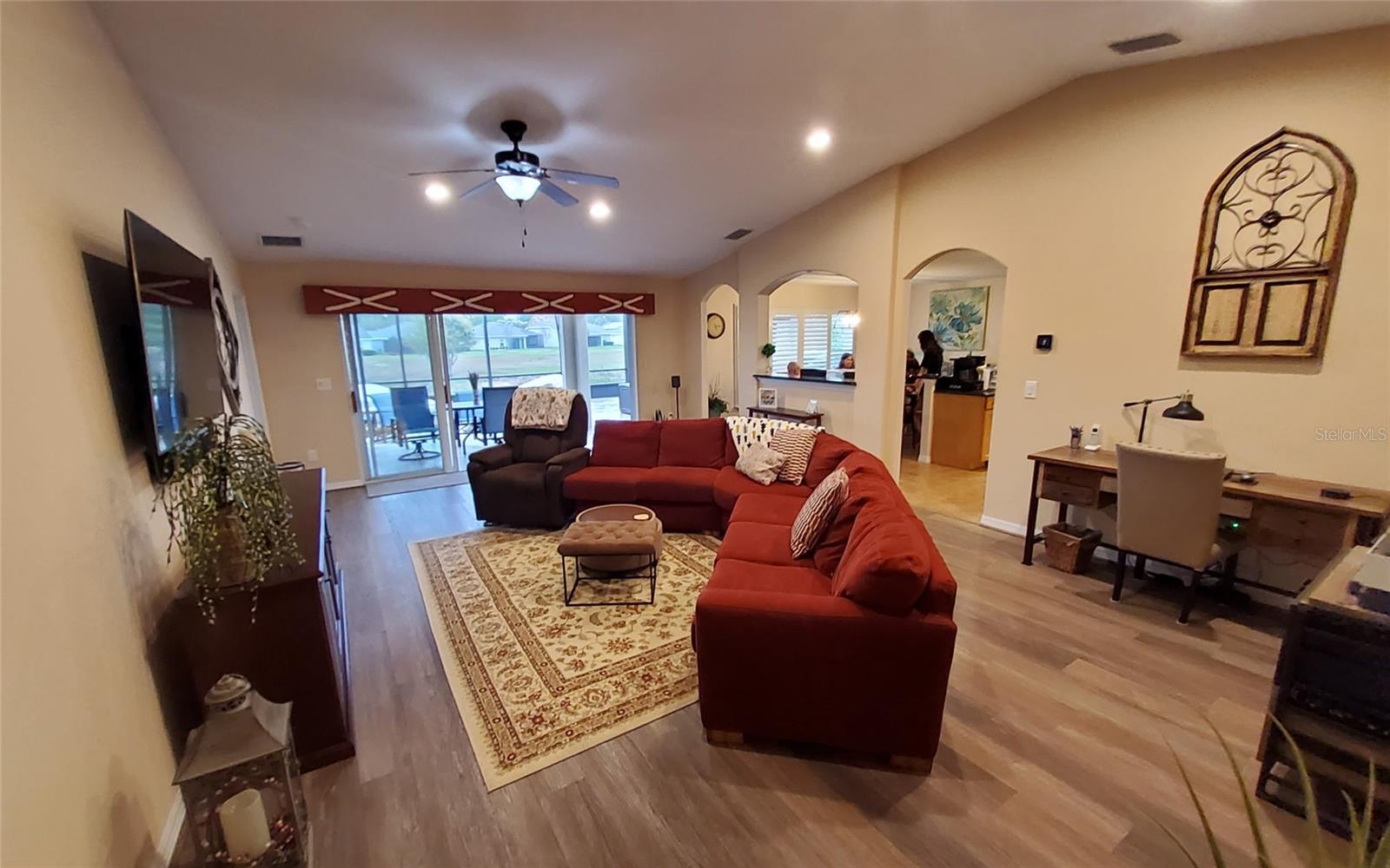 LEESBURG ARLINGTON RIDGE PH 02 - Residential