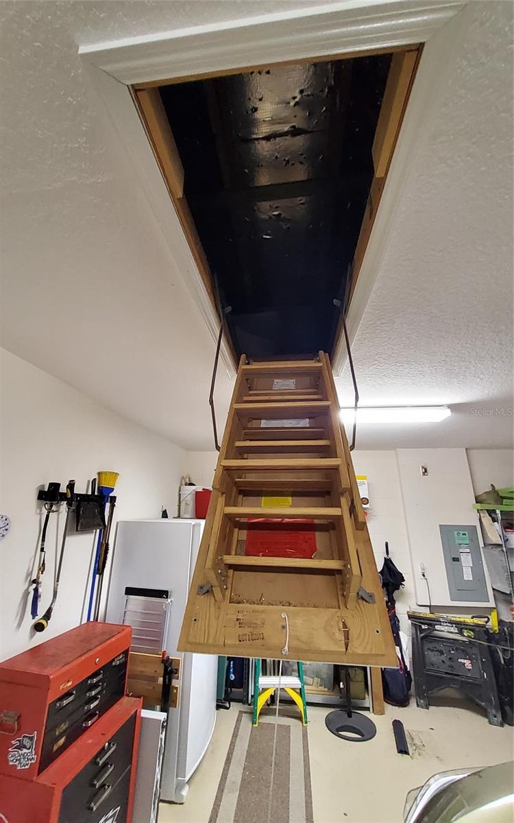 LEESBURG ARLINGTON RIDGE PH 02 - Residential