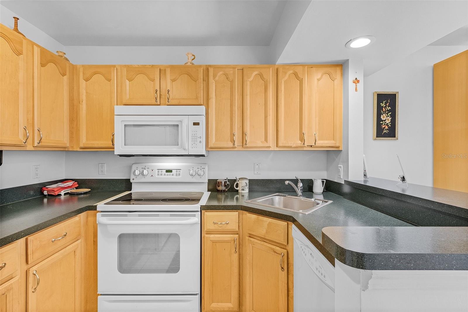 MEADOWLARK COVE PH 02 - Residential