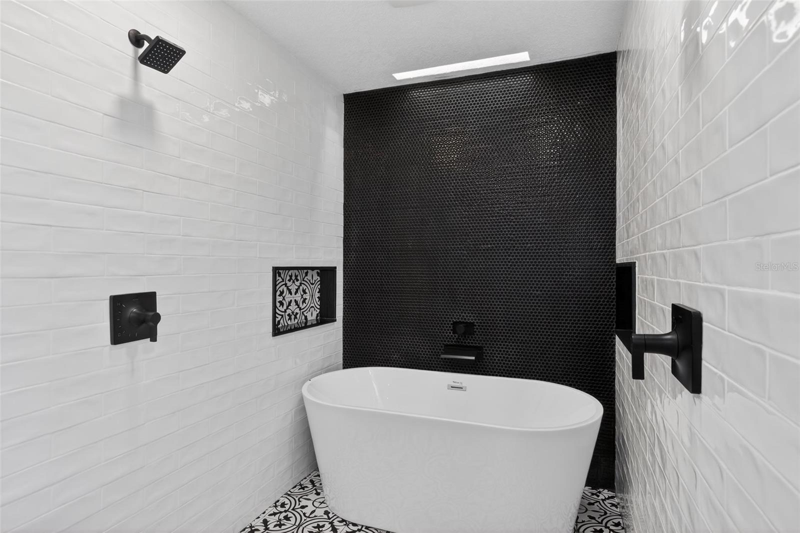 WINDERMERE TOWN - Residential