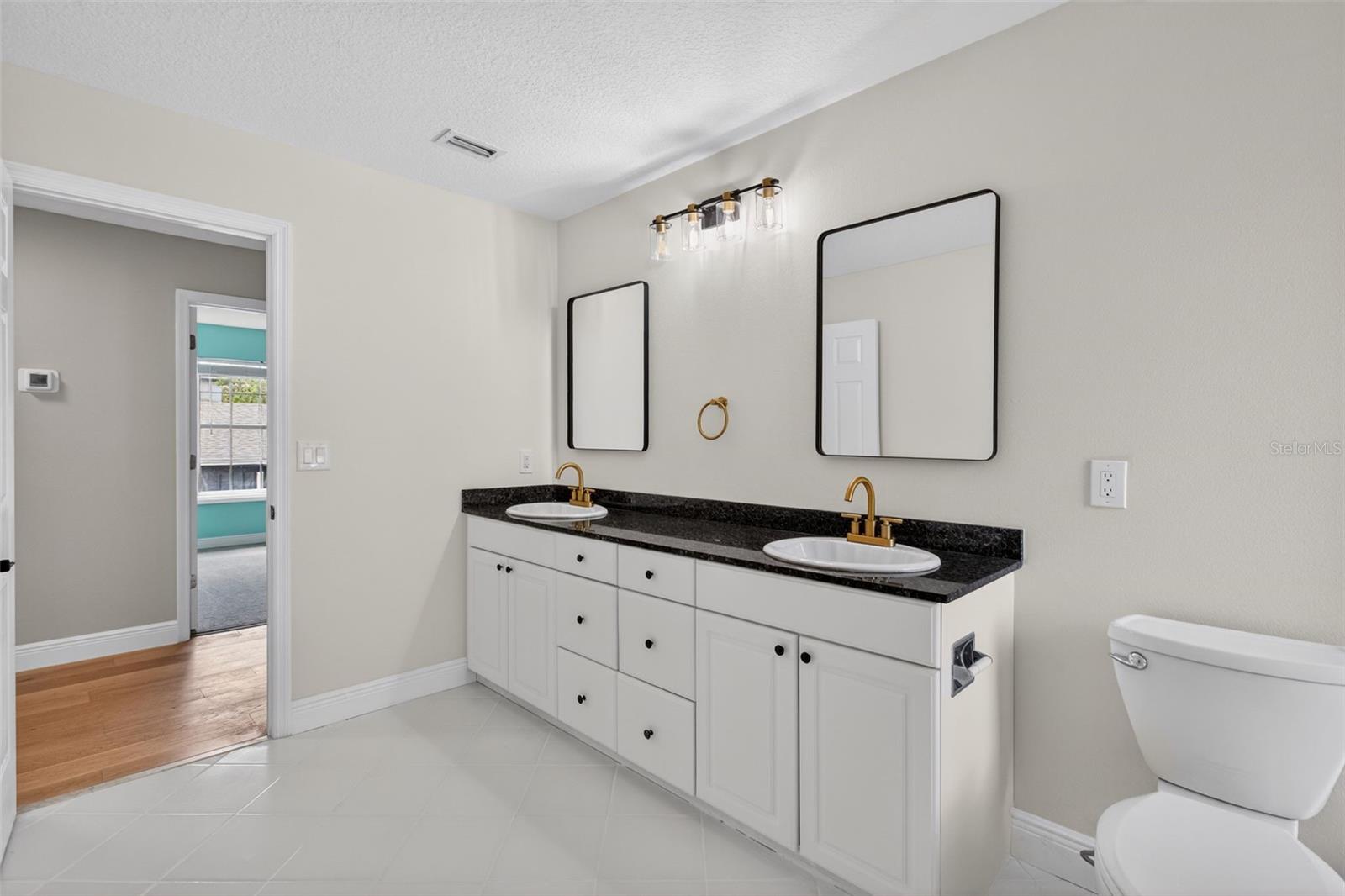 WINDERMERE TOWN - Residential