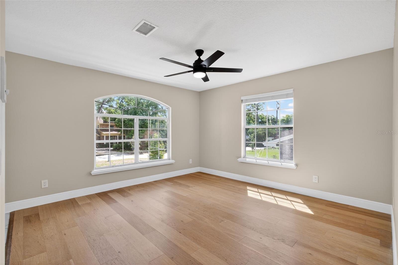 WINDERMERE TOWN - Residential