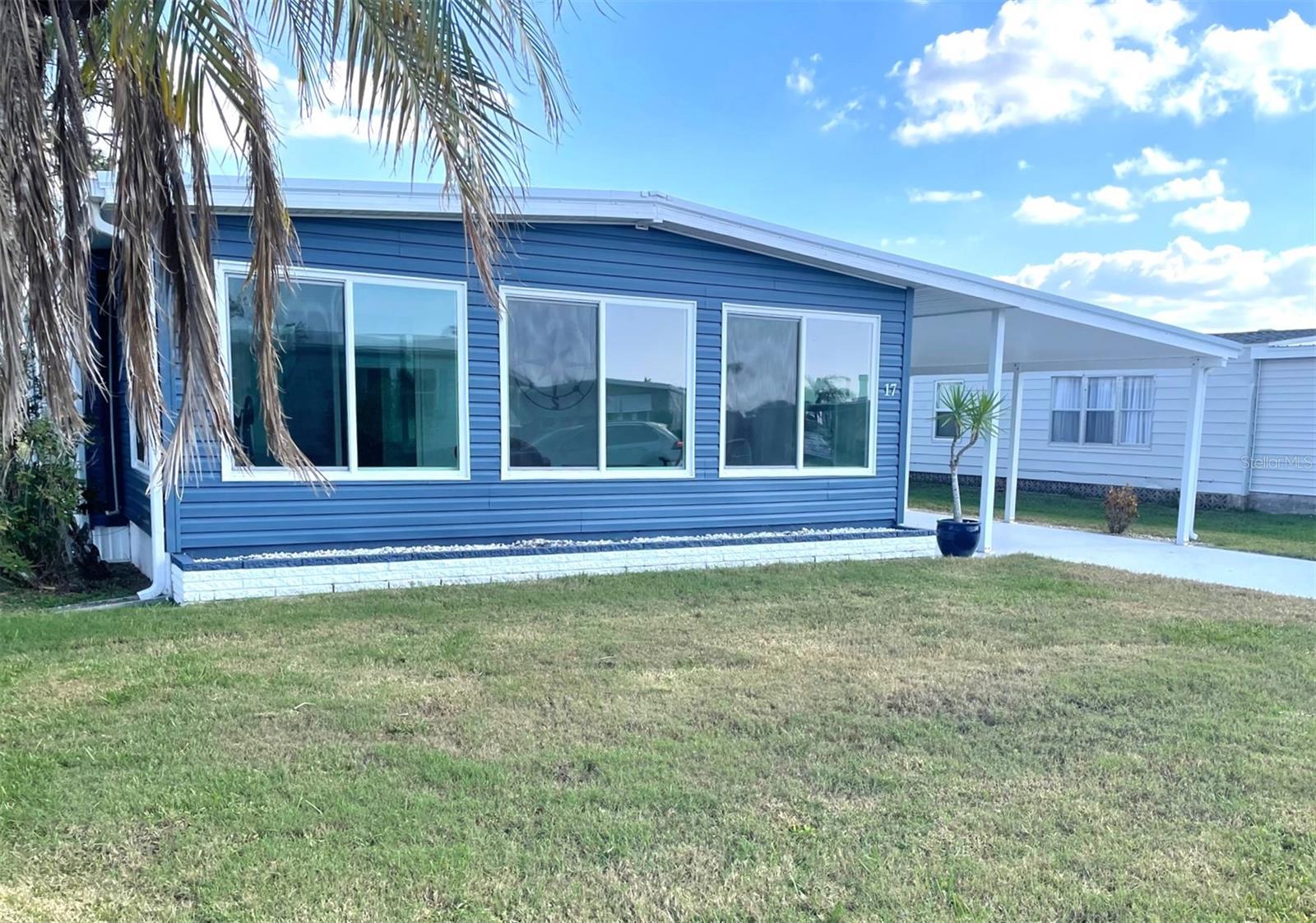 17 NAUTICAL DRIVE