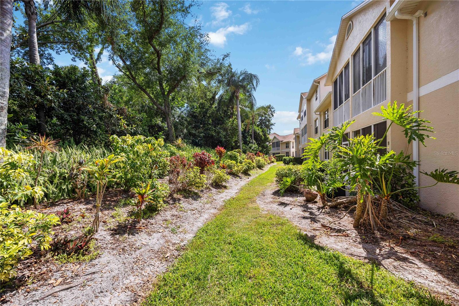 PINESTONE AT PALMER RANCH - Residential