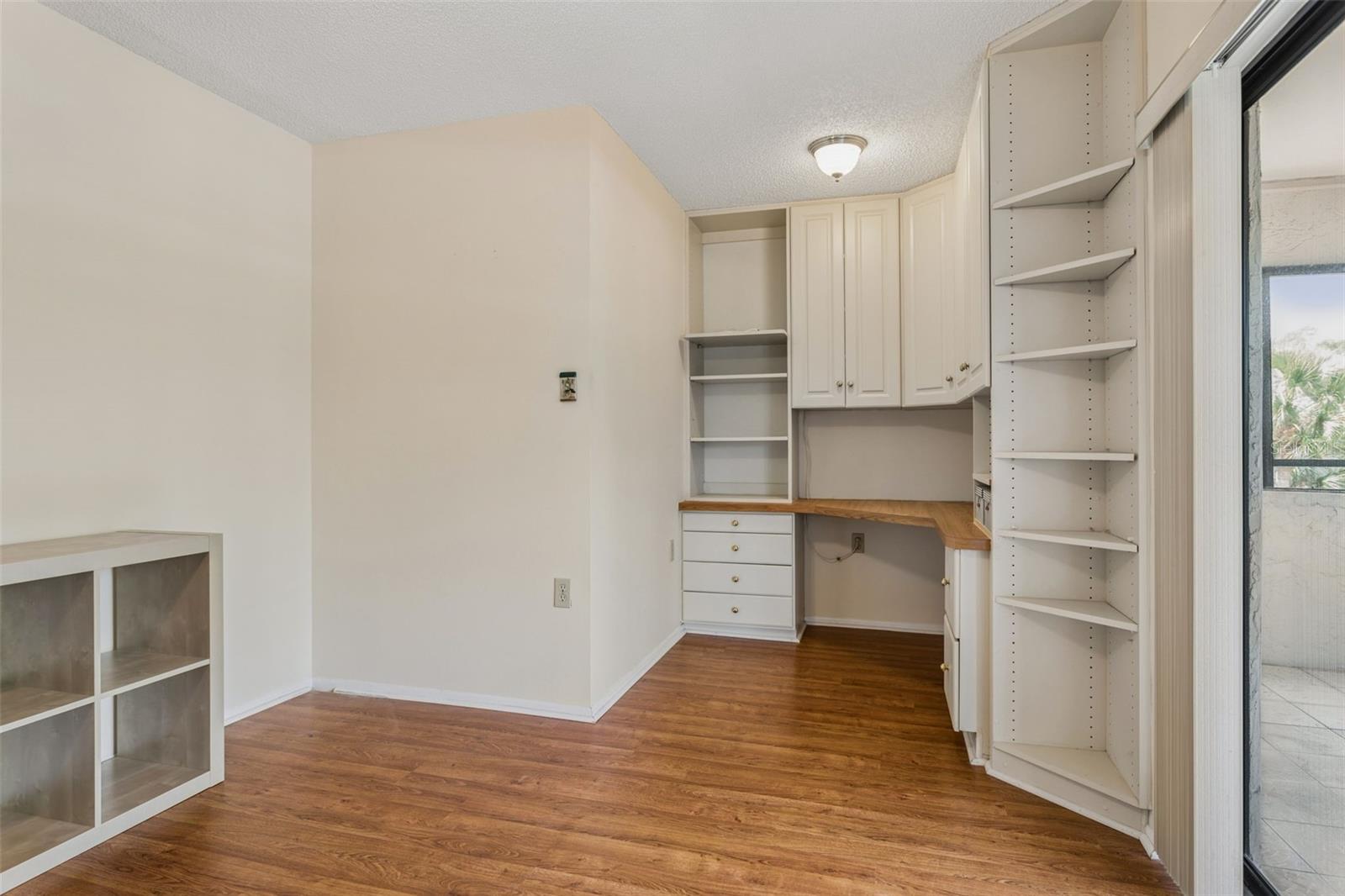 INVERNESS CONDO - Residential