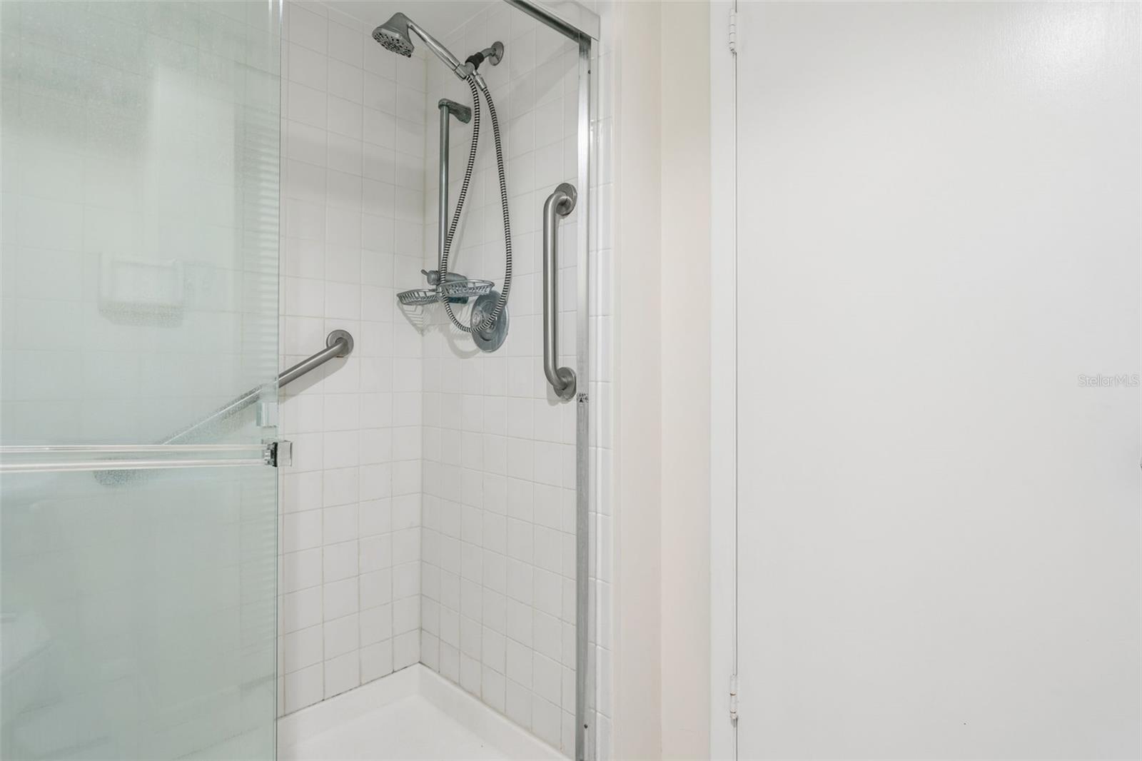 INVERNESS CONDO - Residential