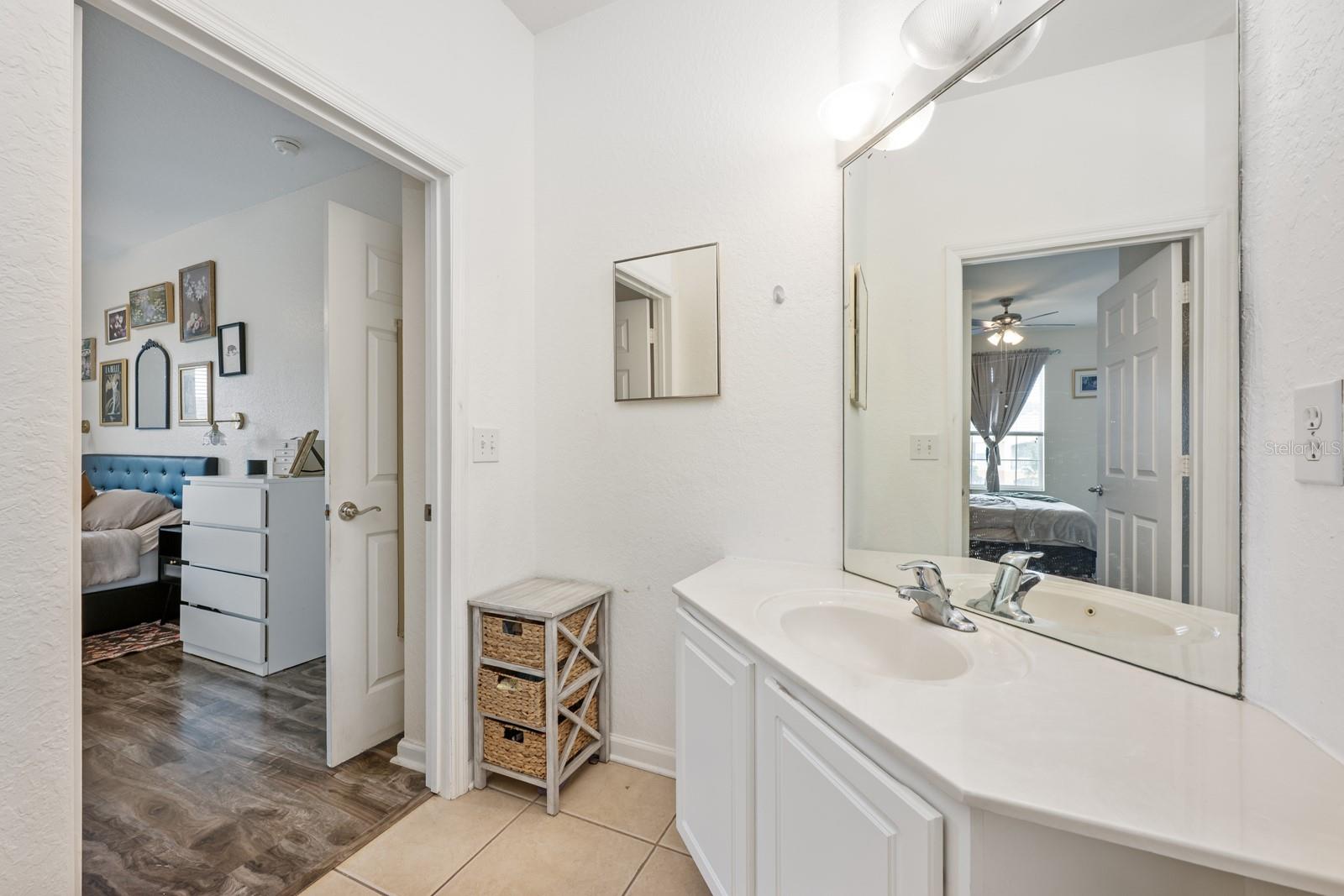 HORIZONS/VISTA LAKES PH 4 - Residential