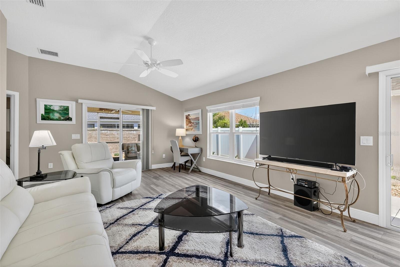 VILLAGES/MARION PHILLIPS VLS - Residential