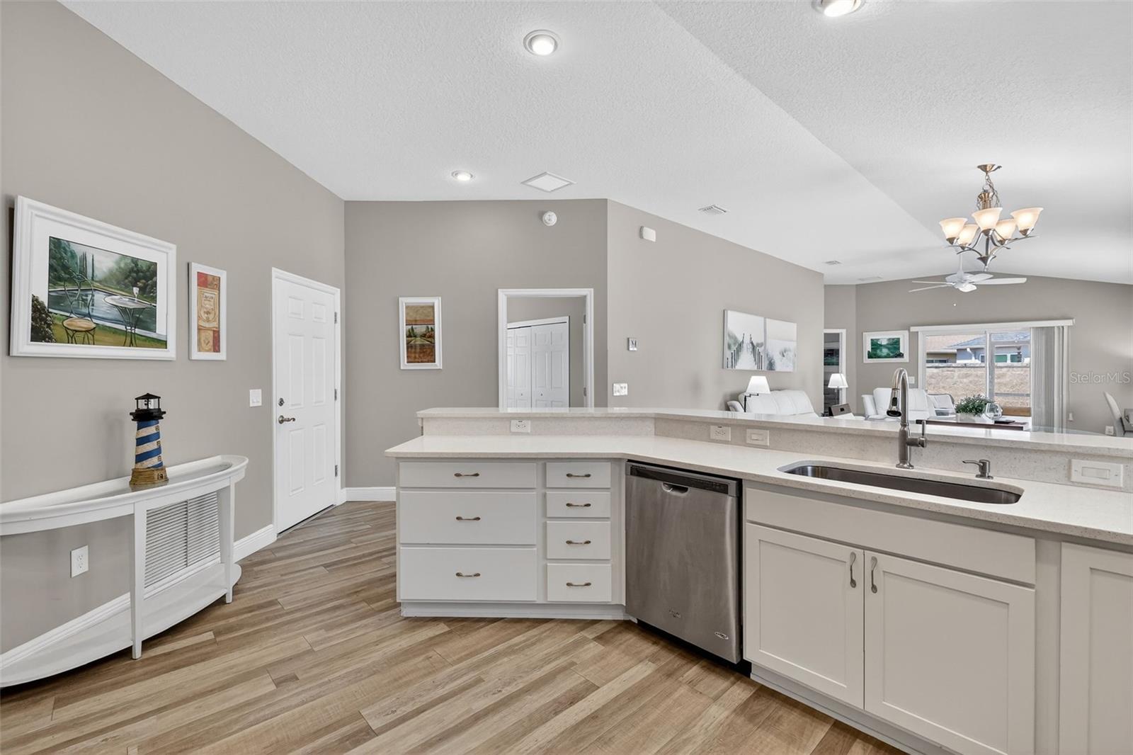 VILLAGES/MARION PHILLIPS VLS - Residential