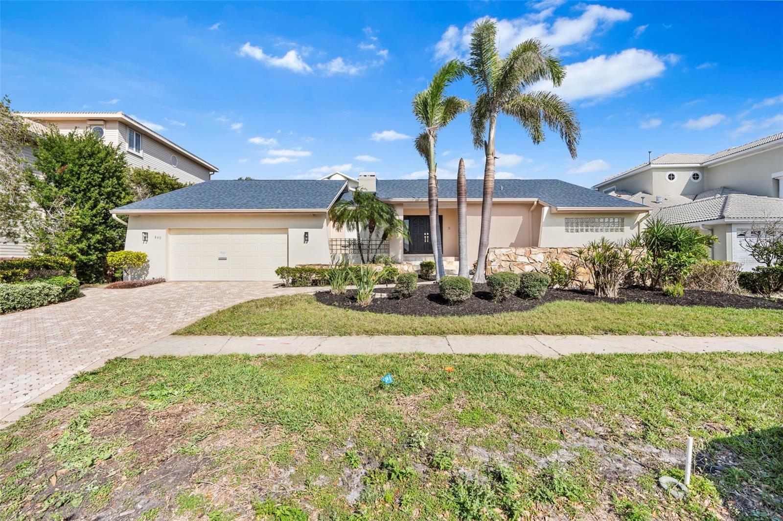 849 HARBOR ISLAND