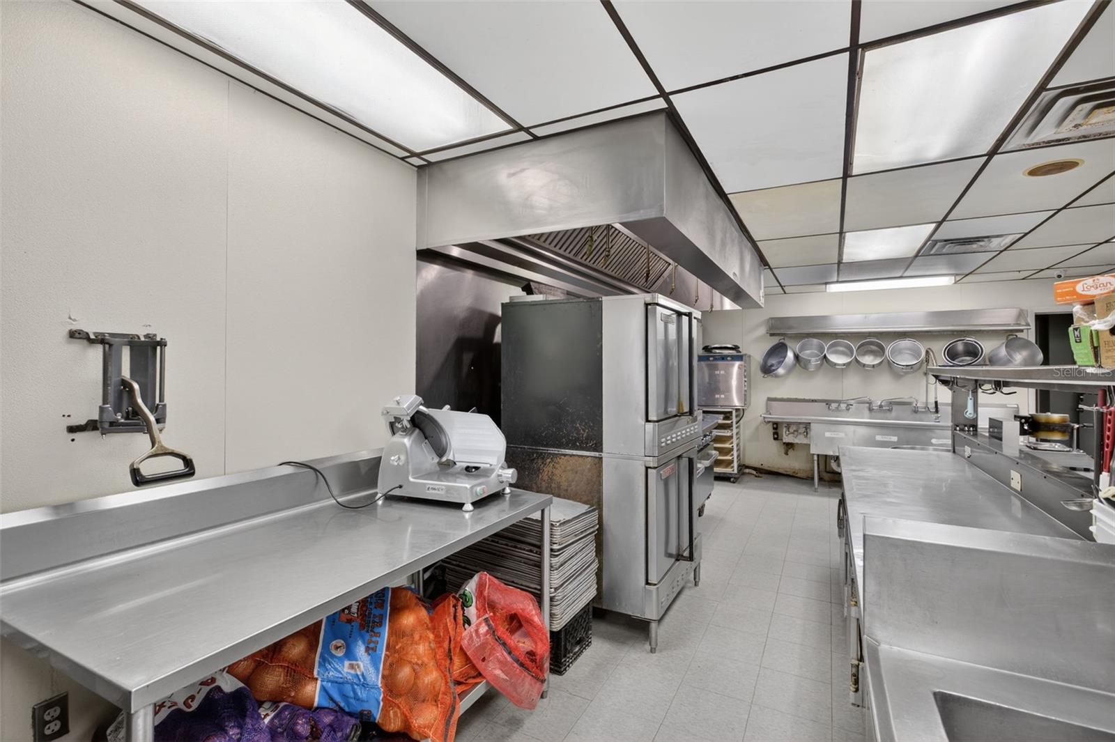 VAN VILLA SUB - Commercial Sale