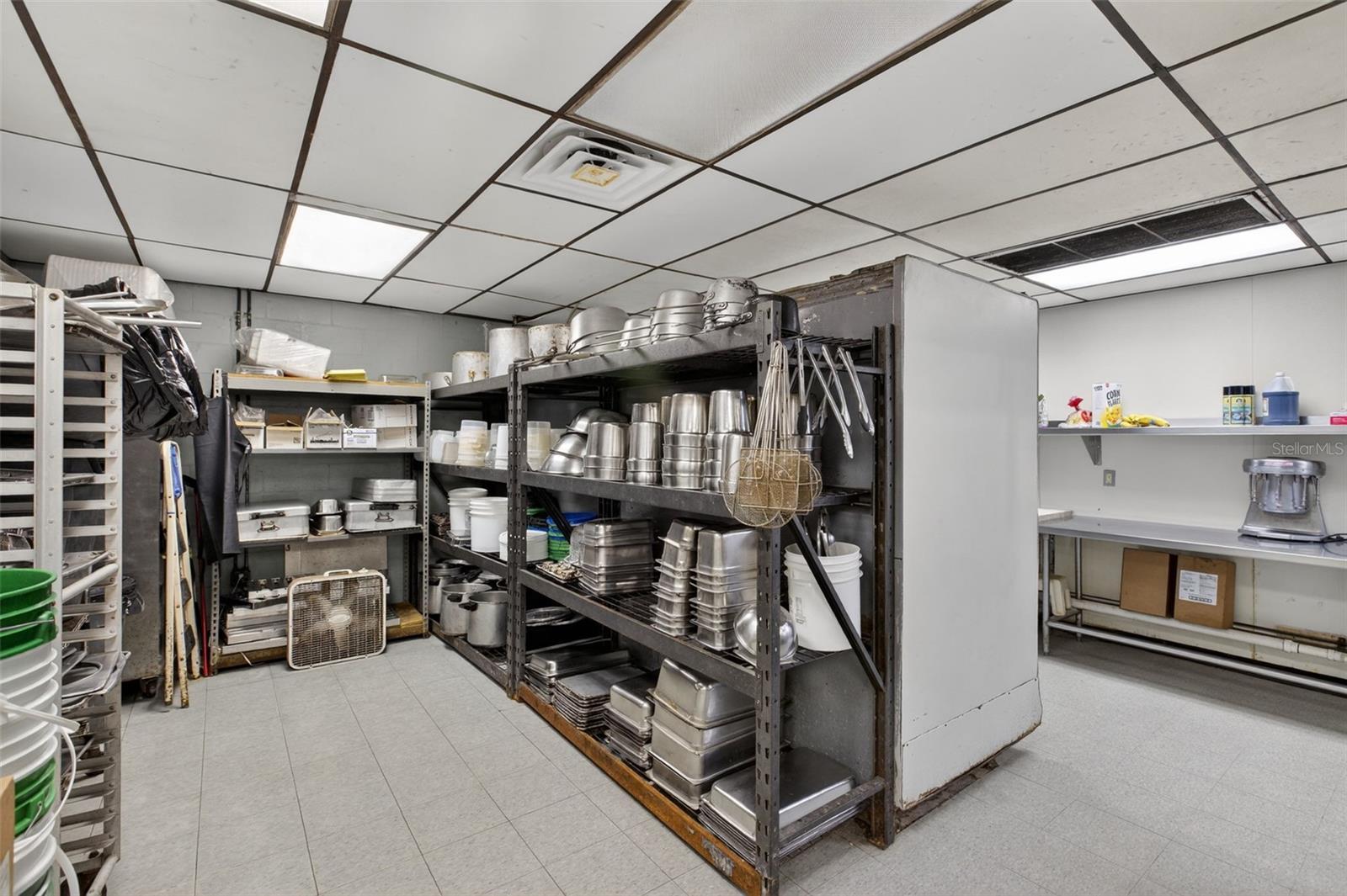 VAN VILLA SUB - Commercial Sale